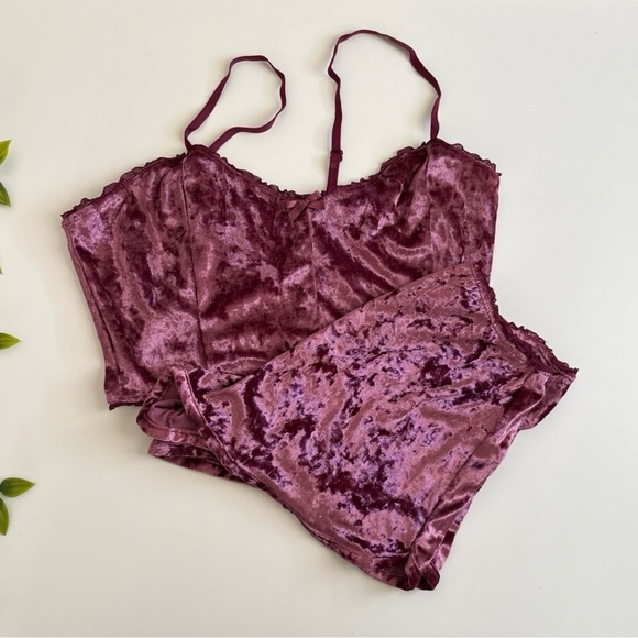 Fashion Nova Other - fashion nova velvet pajama set